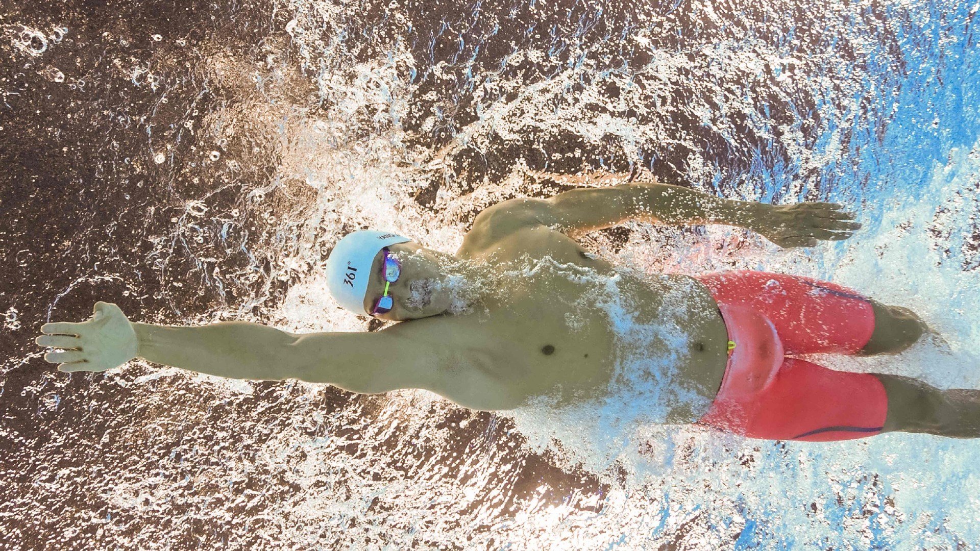 ayx爱游戏官网-追梦之旅：那些怀揣梦想的年轻力量，年轻的追梦者忽具有的特征