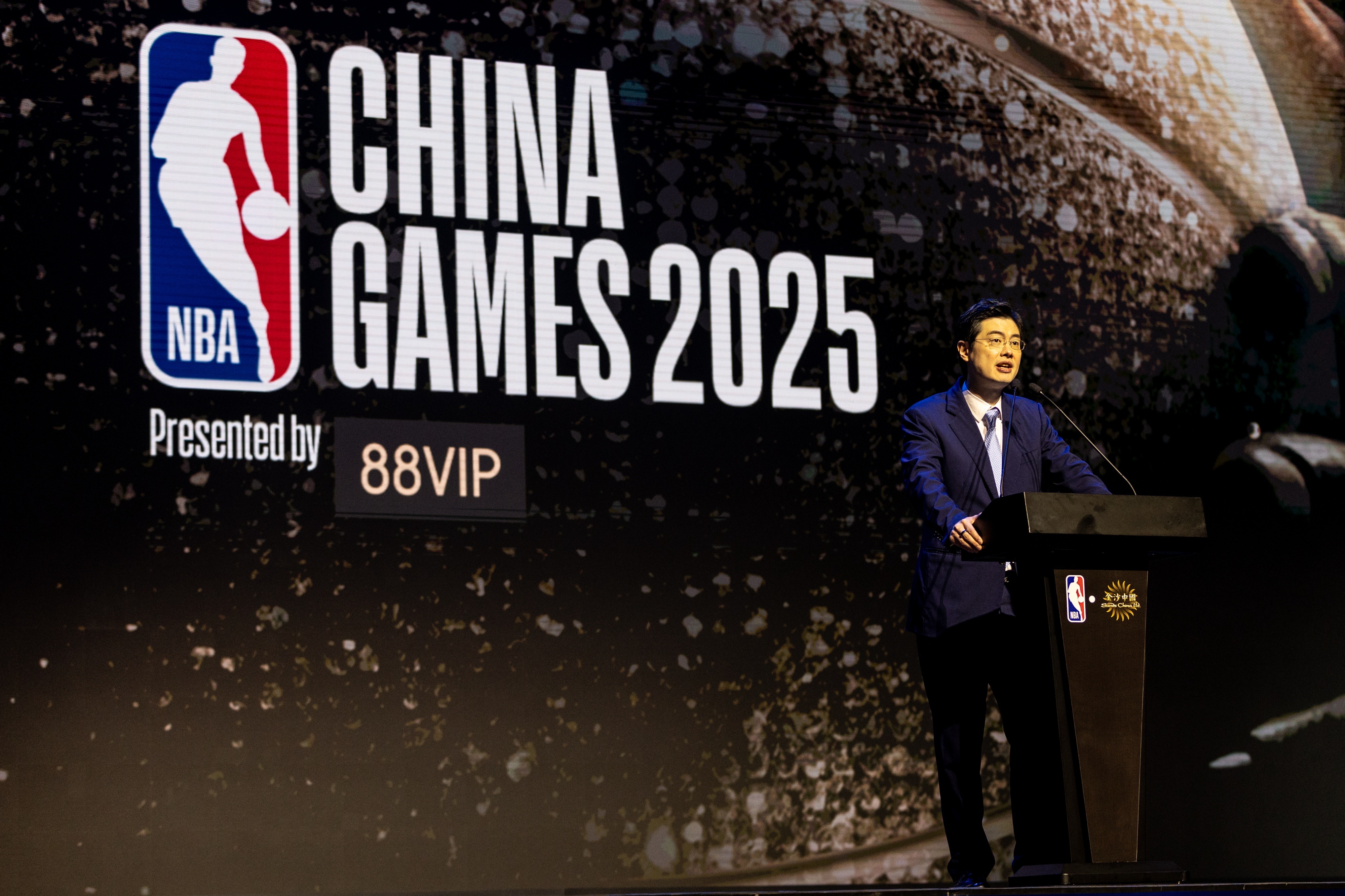 关于爱游戏体育:NBA球星中国行：掀起篮球热潮的信息